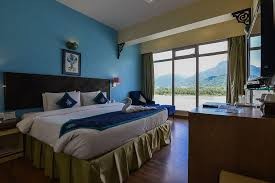 Ganga Kinare - A Riverside Hotel